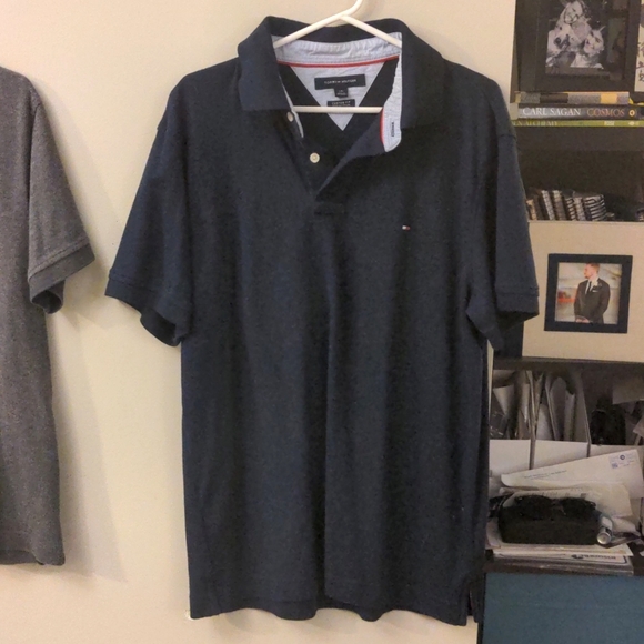 Tommy Hilfiger Polo Size Large - Picture 4 of 5
